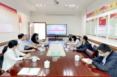 平湖市政协主席何健莅临开元体育-（中国）开元体育全资子公司平湖景包调研走访