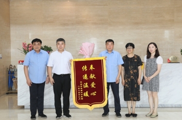 领导调研 |平湖市委常委、副市长张斌莅临开元体育-（中国）开元体育调研指导